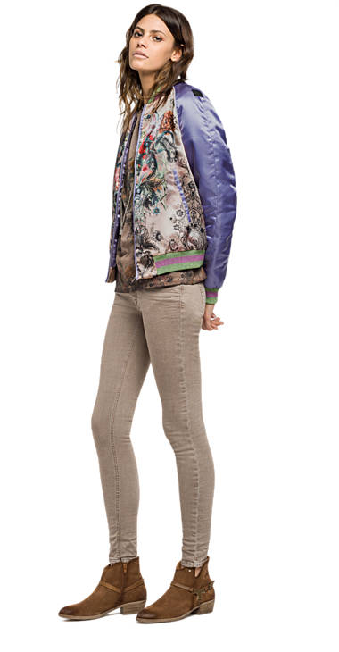 Decathlon Herren MULTICOLOUR+SOLID COLUR LILAC Bomberjacke aus Satin mit Maxi-Aufdruck Outlet